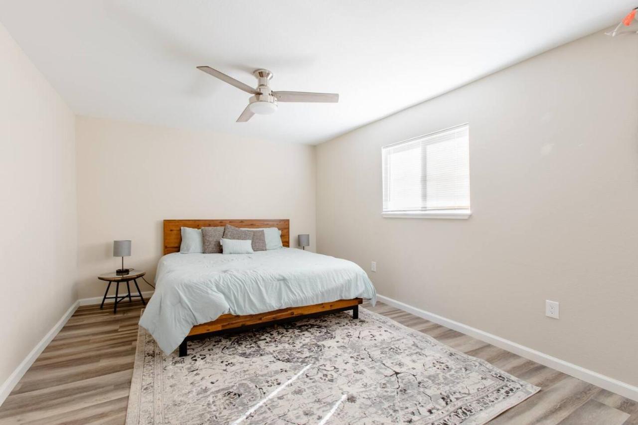 Beautiful Spacious Guest Home 罗斯维尔 外观 照片