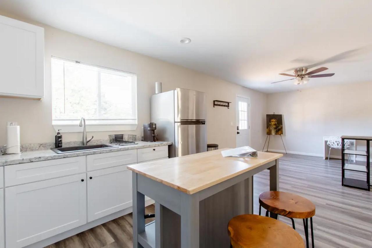 Beautiful Spacious Guest Home 罗斯维尔 外观 照片