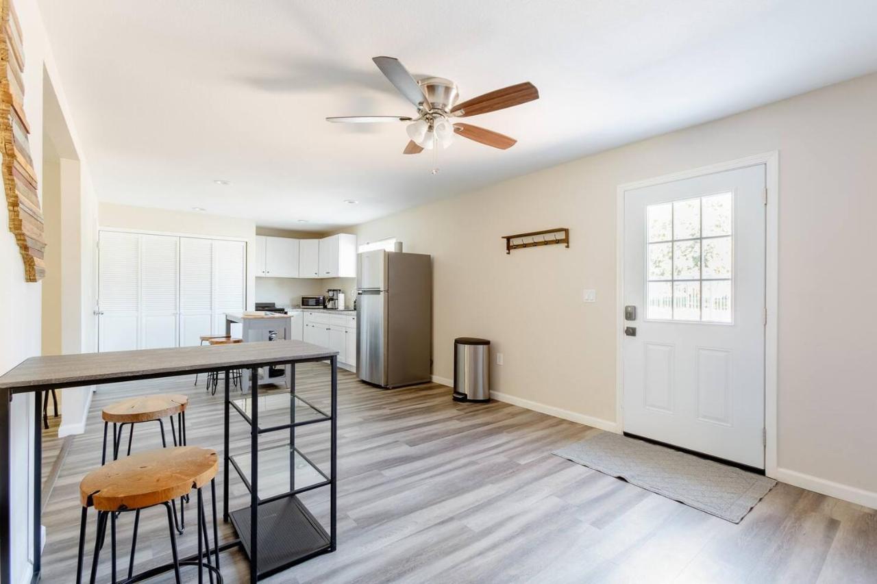 Beautiful Spacious Guest Home 罗斯维尔 外观 照片