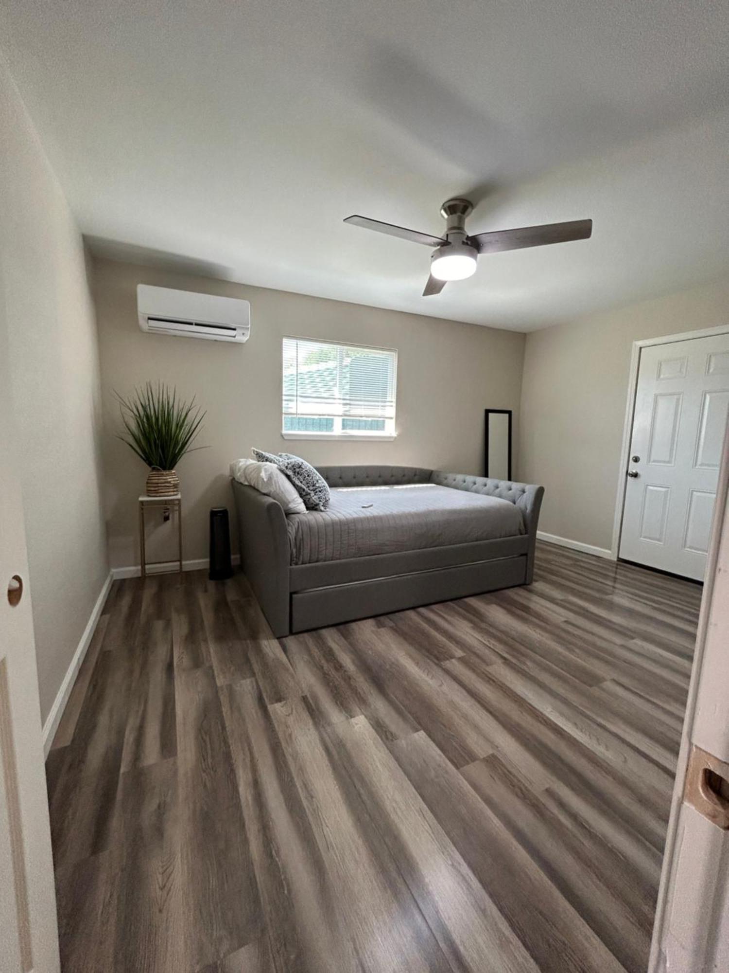 Beautiful Spacious Guest Home 罗斯维尔 外观 照片
